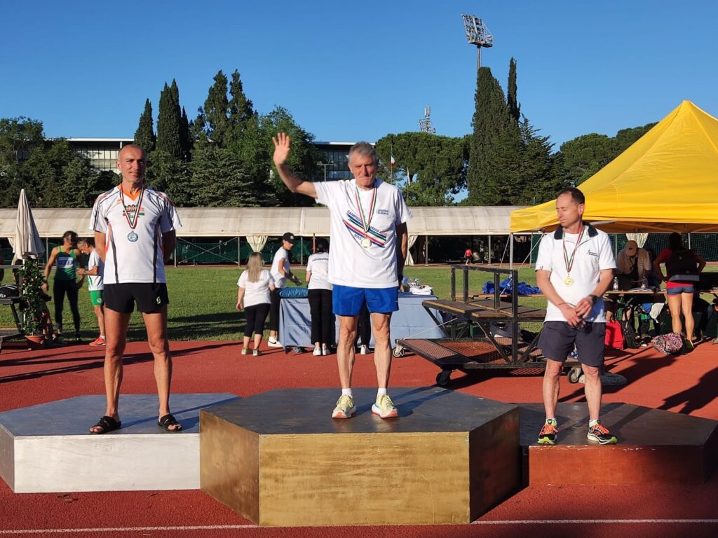 BOCALE ANTONIO CAMPIONE ITALIANO MASTER 5000 MT SU PISTA