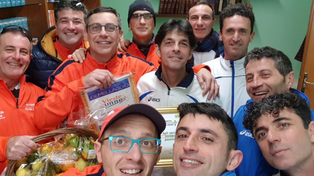 GEMELLAGGIO PODISTICO TRA L’ASD VICO DEL GARGANO E LA VIESTE RUNNERS… E NIENTE RIVALITA’
